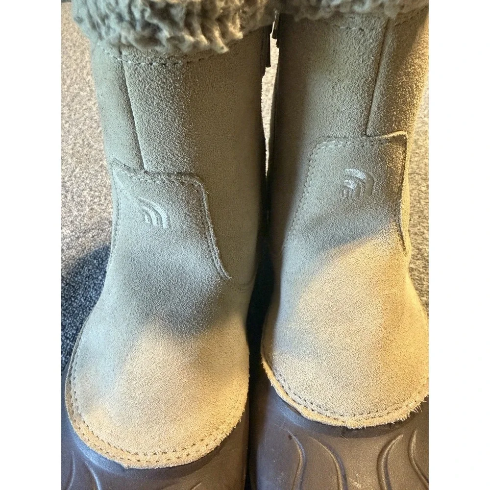 THE NORTH FACE US 9.5 Waterproof Primaloft Insulated Snow Boots